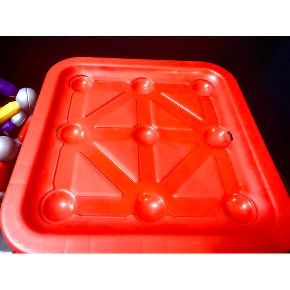 SmartMax Build XXL 70-Piece Magnetic STEM Building Set with build on Case - Picture 8 of 10